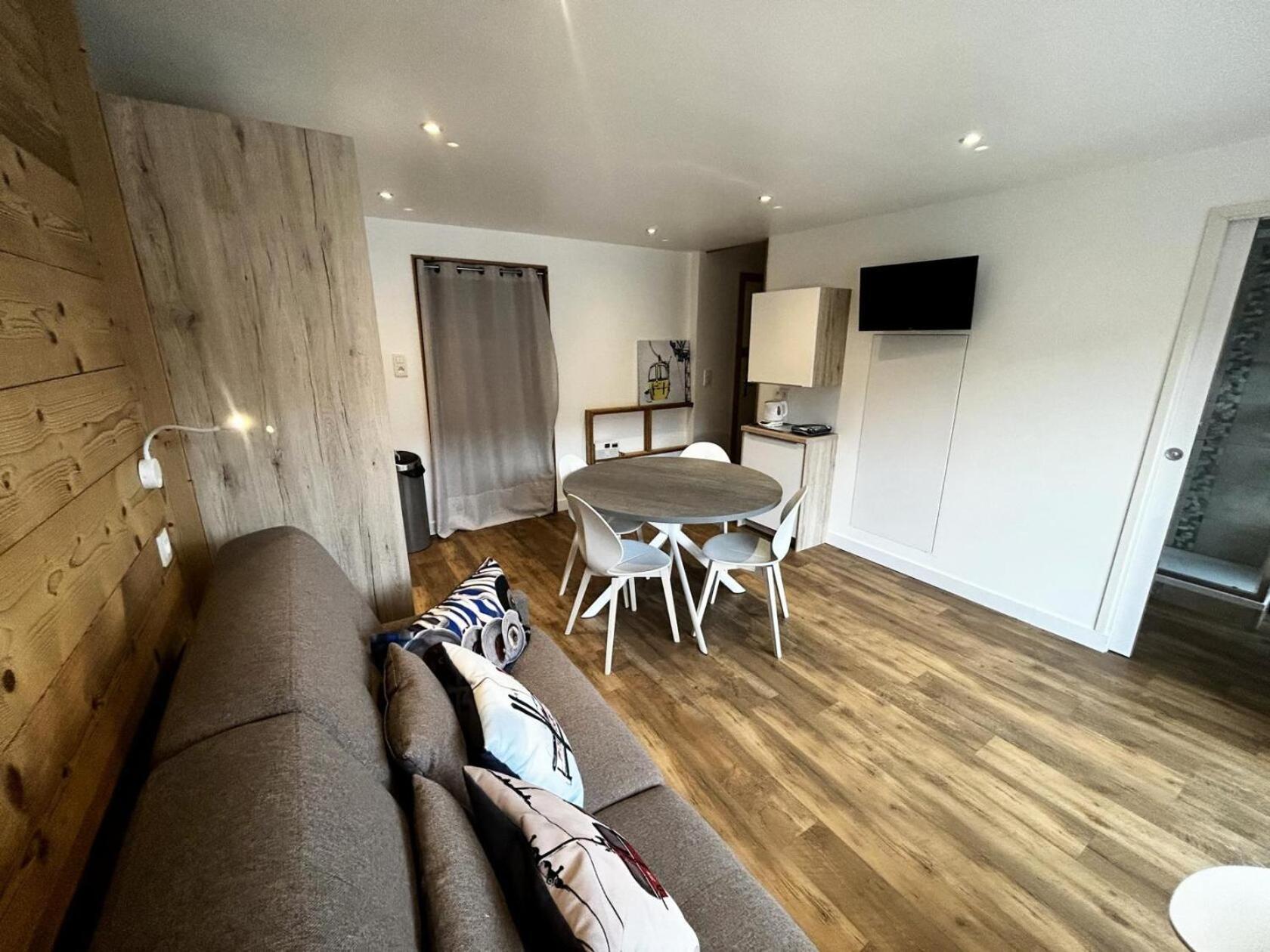 Residence Oisans - Studio Renove Avec Coin Montagne, Balcon Expose Sud Mae-5174